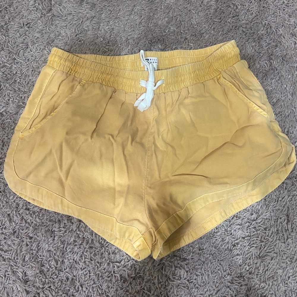 Billabong shorts